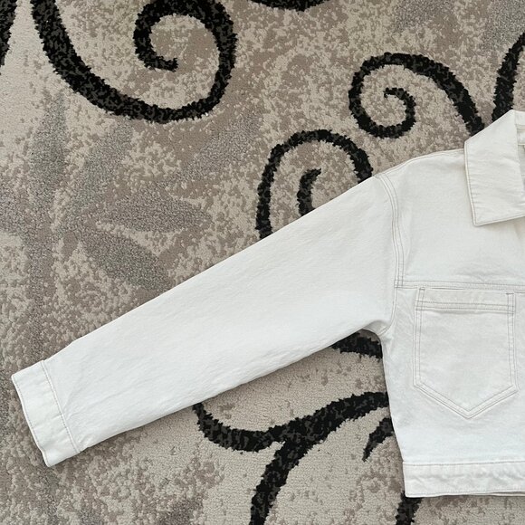 Abercrombie & Fitch NEW! Cropped Denim Jean Jacket In Cream/Bleached Wash XS - Picture 6 of 15